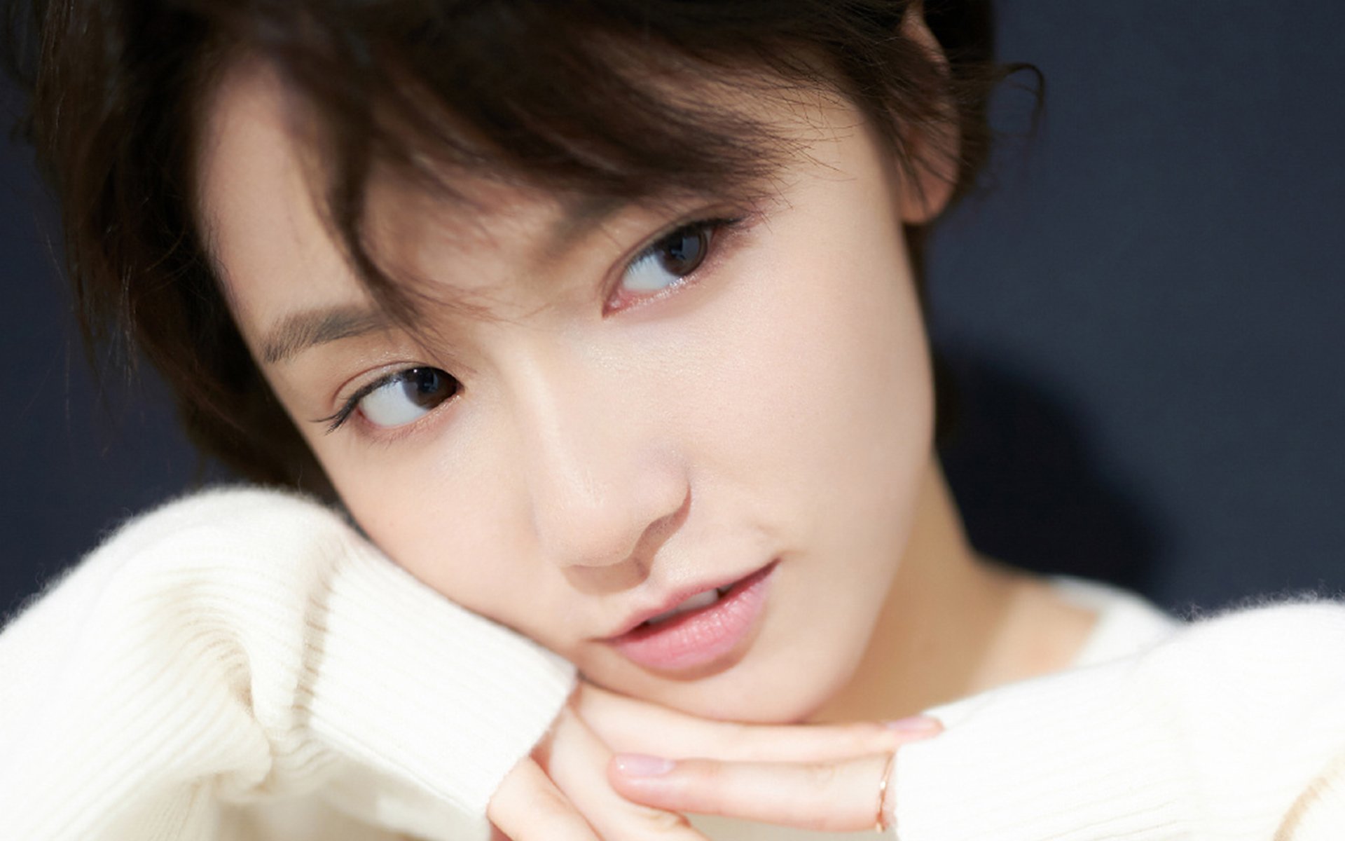 伊朗选手成功卫冕男子速度攀岩金牌,伊朗处死摔跤冠军