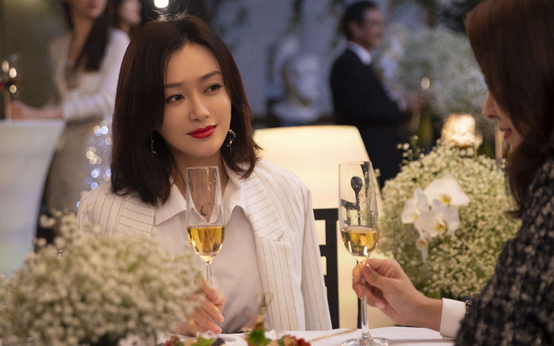 大型全市轮滑巡游,锻炼身体又娱乐放松,轮滑演出视频