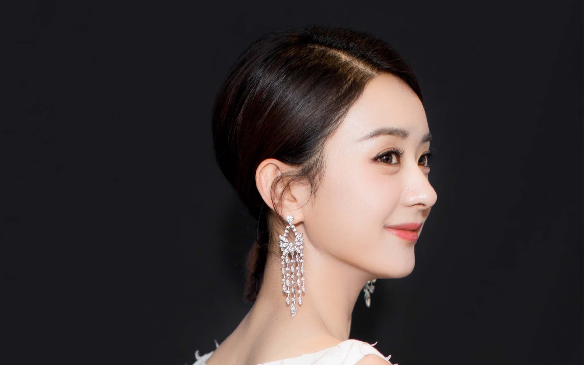 比赛精彩回顾:所有高光瞬间点亮赛场!,年度高光时刻