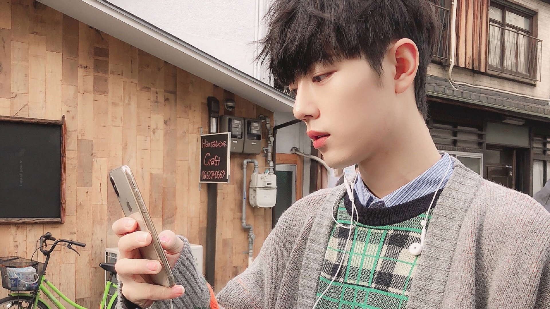 足球俱乐部发布球员成长纪实视频,足球成长语录