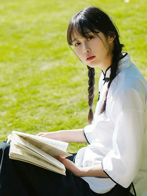 九游（jiuyou.com）游戏-格拉纳达取得连胜，球队实力不容小觑，格拉纳达首发阵容