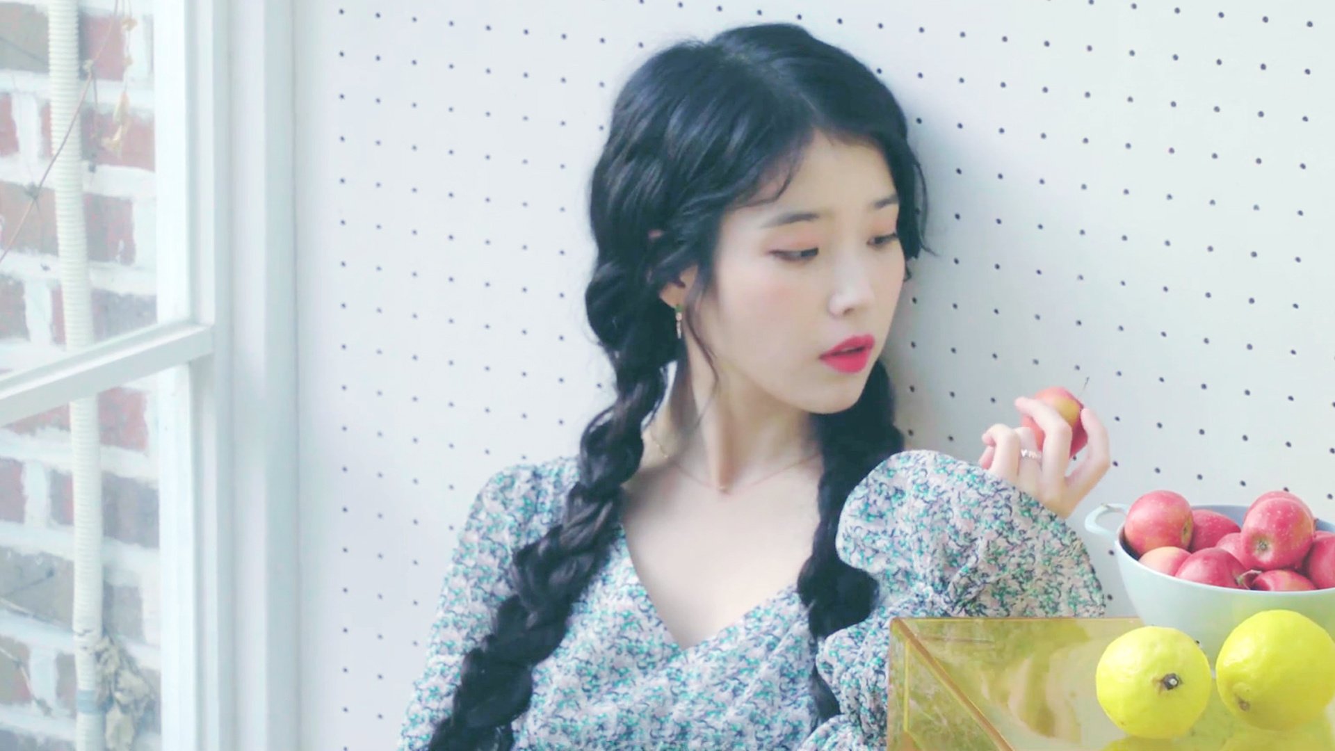 九游APP官网-足球赛场精彩绝伦，比赛结果扣人心弦，足球赛场上精彩的瞬间句子