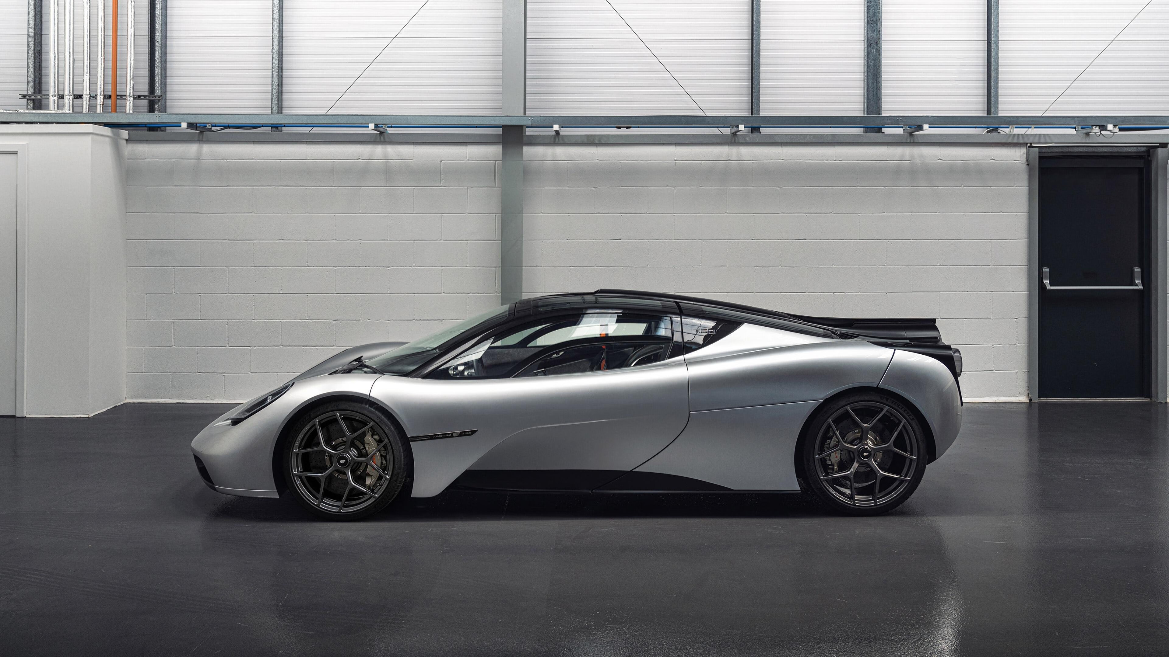 九游app下载中心-阿特莱科客场痛失晋级机会，克鲁晋级，阿克莱特桌游