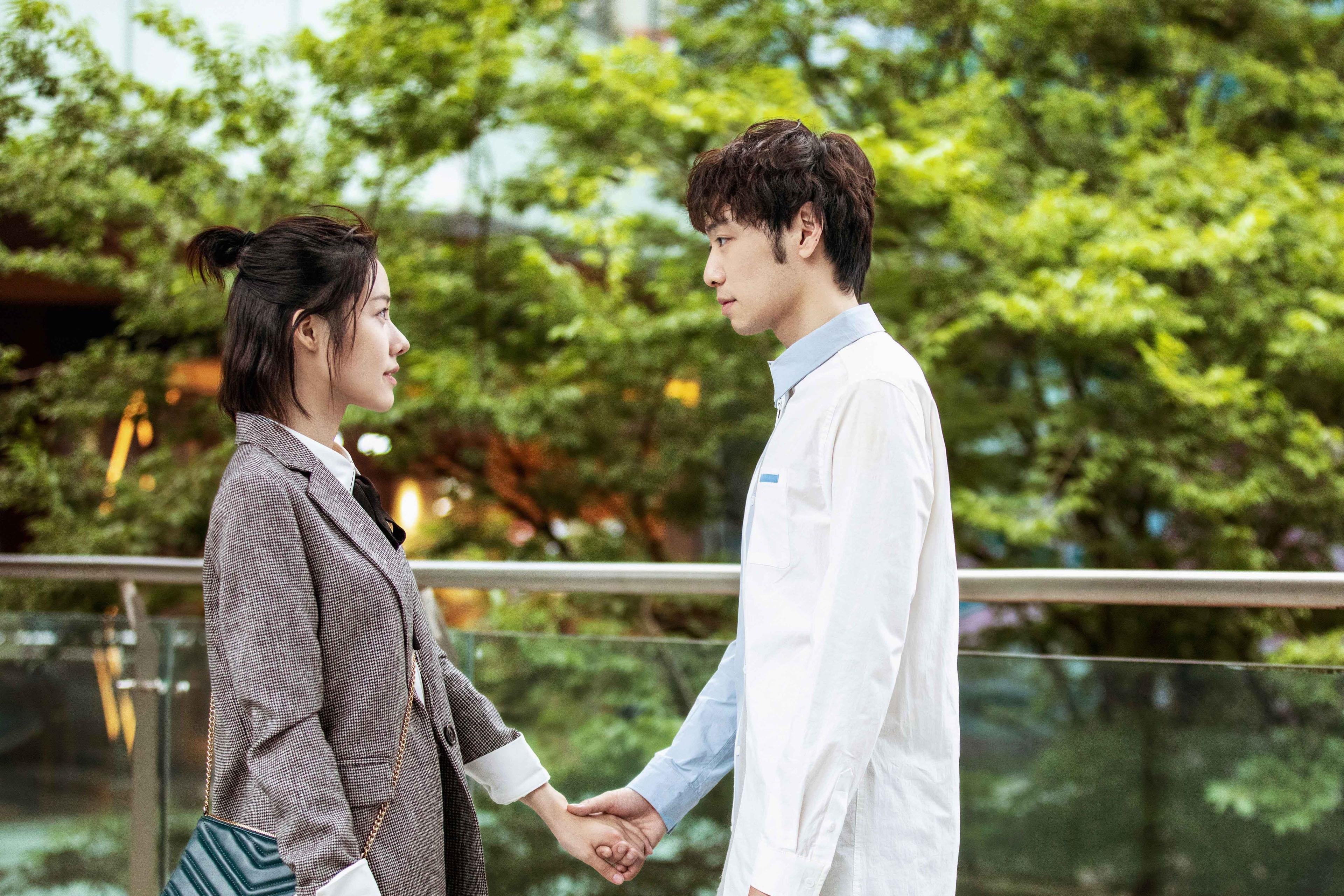 九游官网下载电脑版-“热刺猛攻，阿仙奴坚守：香港赛场焦点对决”