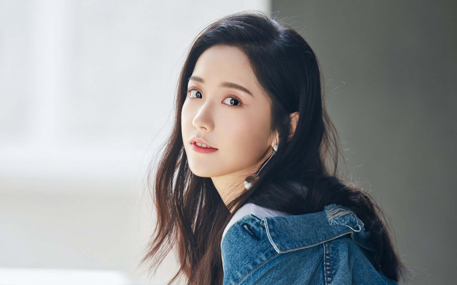 李娜参与母校活动鼓励青少年参与体育,李娜 比赛