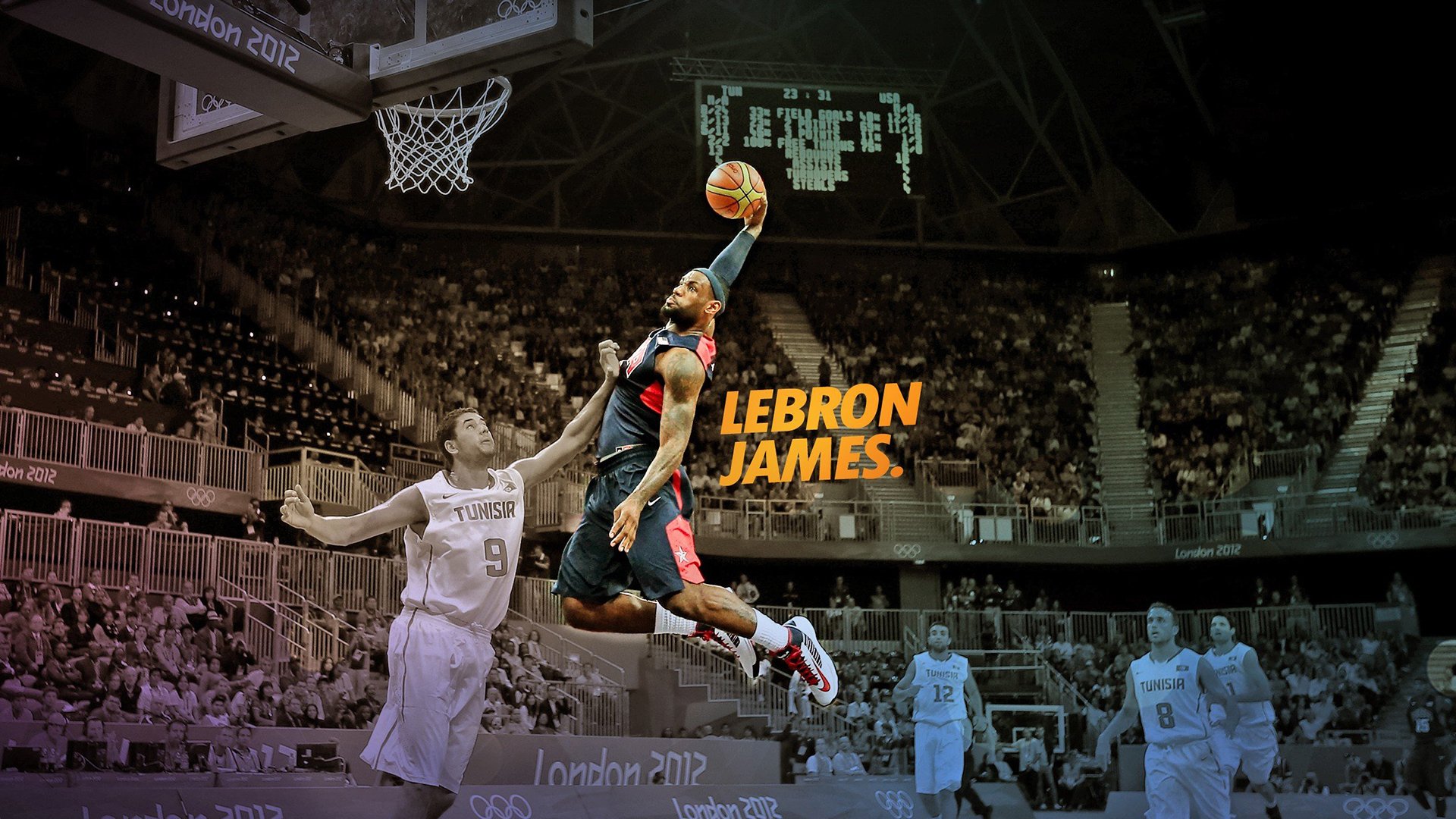 广东队保持联动防守形成压迫式包夹战术